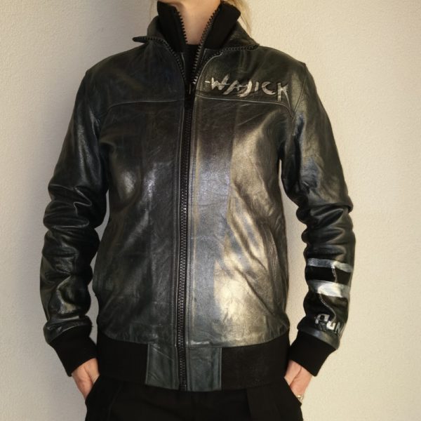 Veste punk cuir argenté